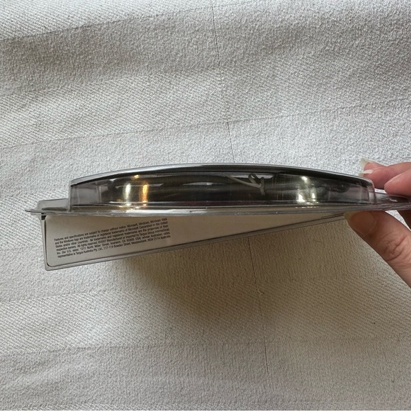 Targus numeric keypad with two USB ports - Picture 6 of 6